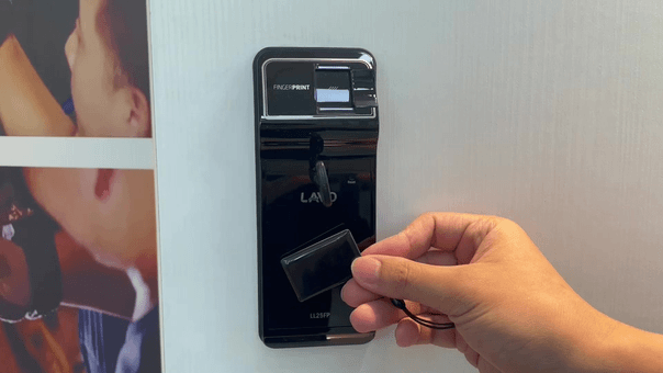 機械式電子鎖 VS 驅動馬達式2 機械式電子鎖 VS 驅動馬達式2